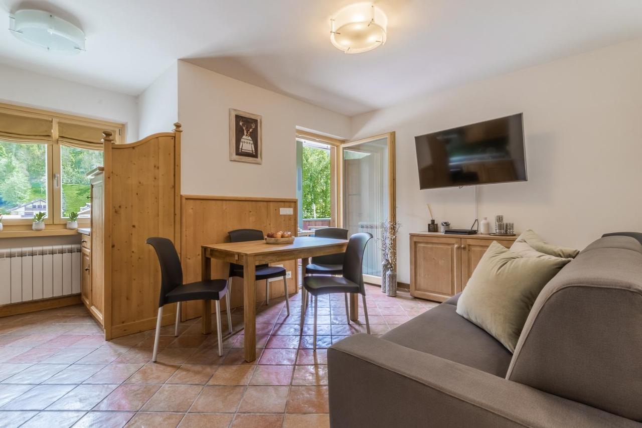 Suite Italy Pinzolo Due Giustino Exteriör bild